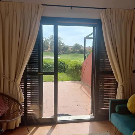 Hébergement de vacances Olhando Um Campo De Golf Islantilla