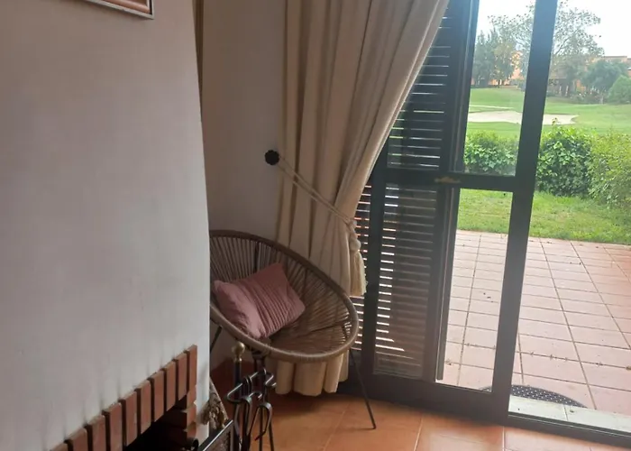 Olhando Um Campo De Golf Ferienhaus Islantilla
